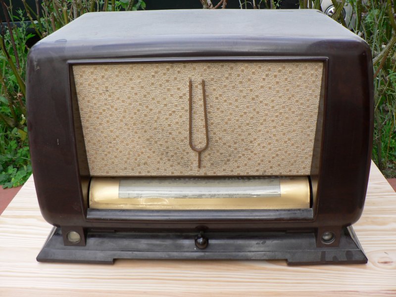 Ducretet Thomson D737