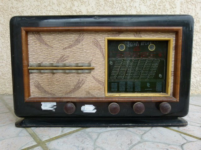 Radio-Peugeot 619